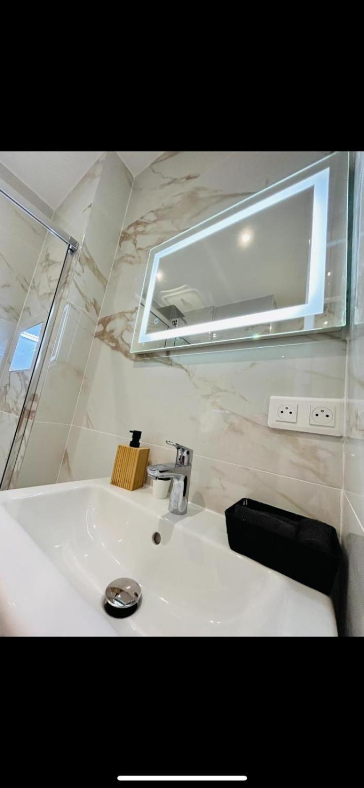 Studio Promenade Des Anglais Apartment Nice Luaran gambar